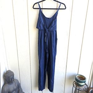 Lulu's Chambray Tie Jumpsuit xs